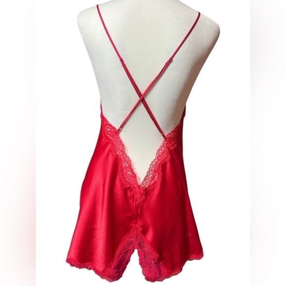 Victoria’s Secret Red Satin Rhinestoned Lace Chemise with Matching Robe M Medium - Picture 6 of 16